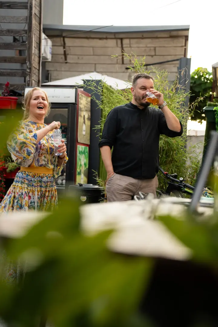 Nefiltrirano Beograd — Dragana Lukić i gost tokom druženja u Dorćol Platzu